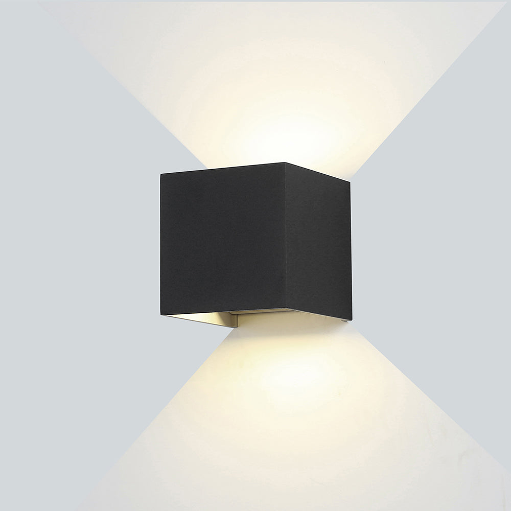 LED Wall Light Black Body Square