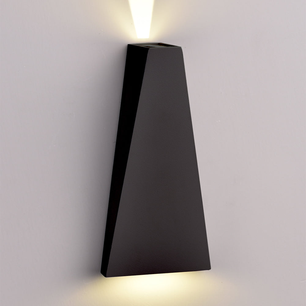 LED Wall Light Black Body