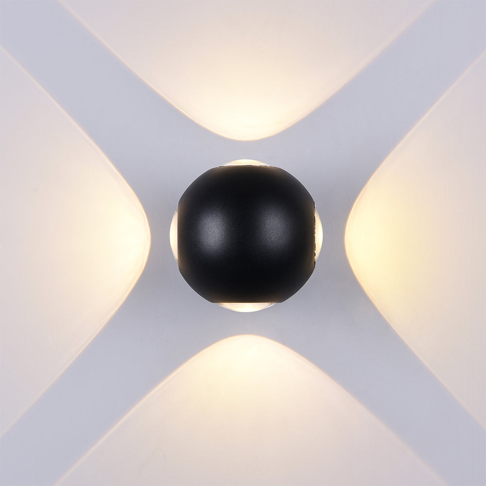 LED Wall Light Round 4 Diods Black Body